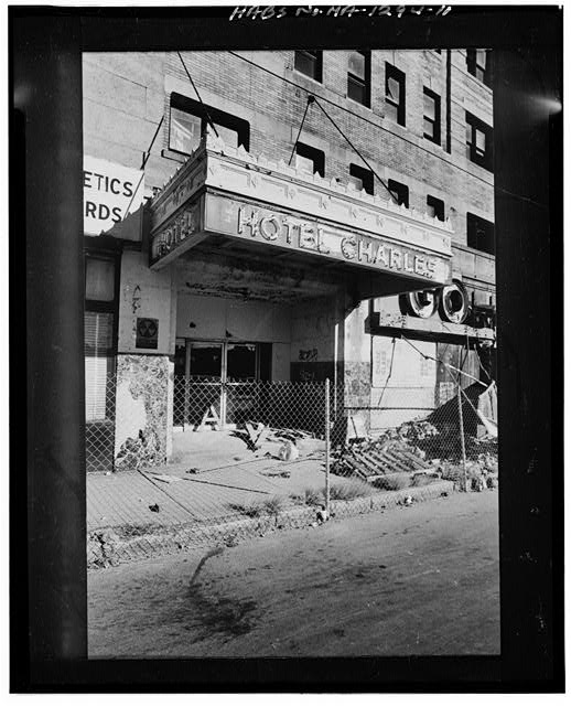 hotel charles marquee